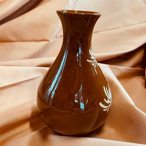 Vintage Small Brown Glazed Ceramic Vase with Carved White Floral Decoration - Picture 3 of 8